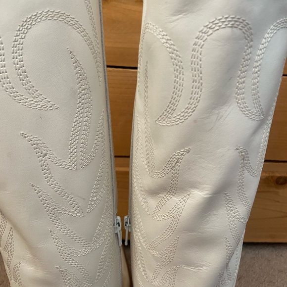 Cocunuts by Matisse White Tall Western Cowboy Boots - Picture 6 of 10